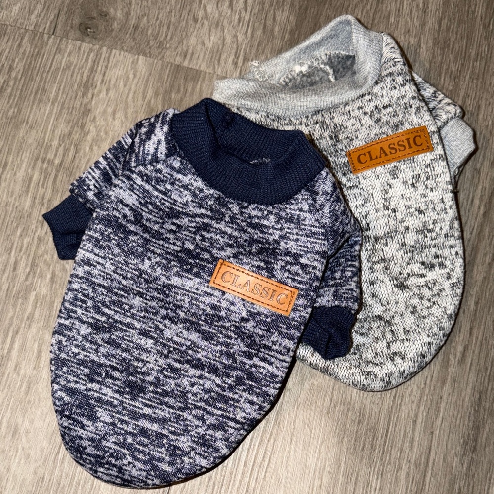 🇺🇸FIRM PRICE🇺🇸2 pieces Dog winter fleece sweater